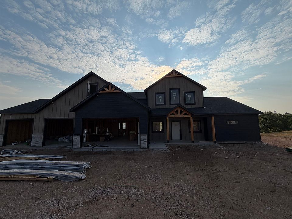 2nd image of 22992 Cedar Berry Ave