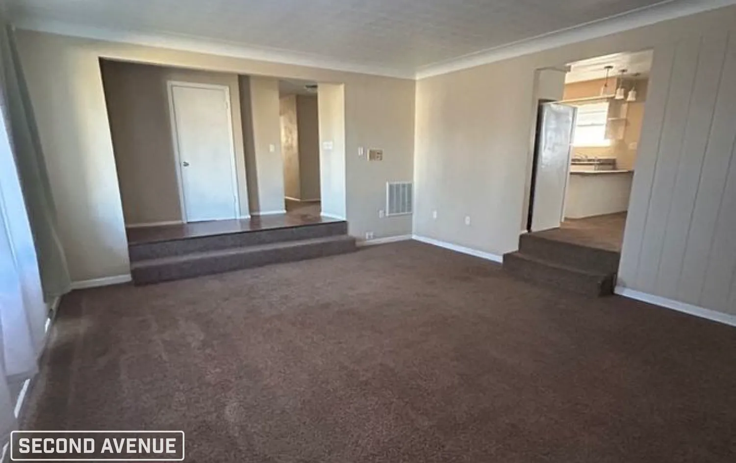 3 bed, 2.5 bath, 2238 sqft, $1,375 — Photo 2