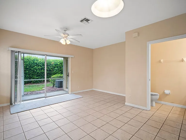 8219 Pacific Beach Dr — Photo 10