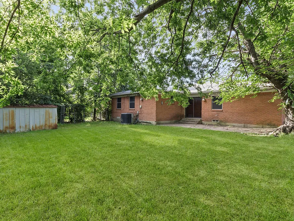 8923 Jennie Lee Ln