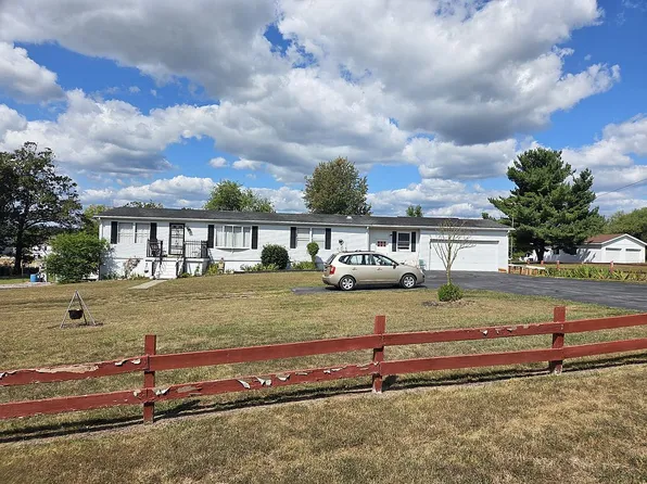 329 Davis Dr, Martinsburg, WV 25404