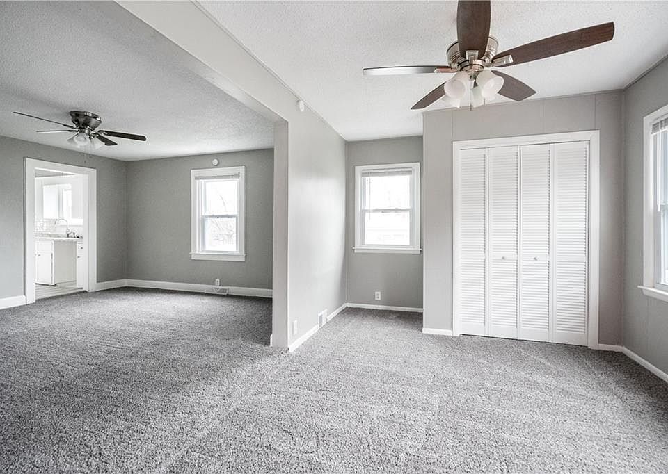 1st image of 1907 S Evanston Ave