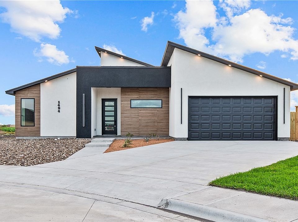 1st image of 1494 Irigoyen Ct