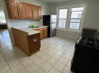 77 Hanmer St #1E, Hartford, CT 06114