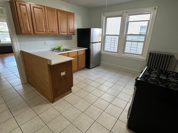 77 Hanmer St #1E