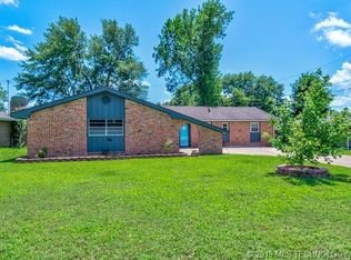 4613 SE State St, Bartlesville, OK 74006