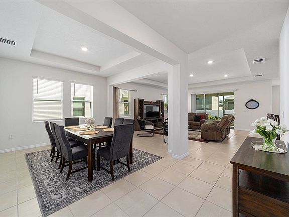 3rd image of 8259 SW 58th Ave