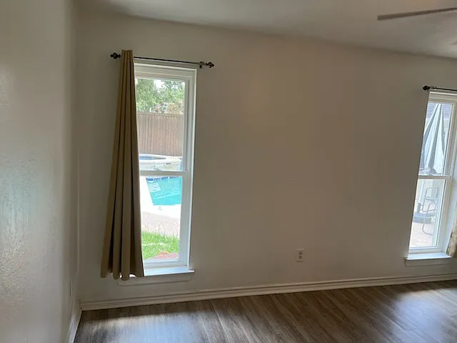 1504 Ridgewood Dr — Photo 7