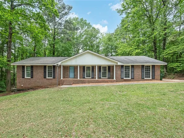 3025 Robertswood Dr, Powder Springs, GA 30127