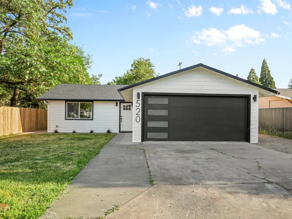 520 Grand Ave, Central Pt, OR 97502