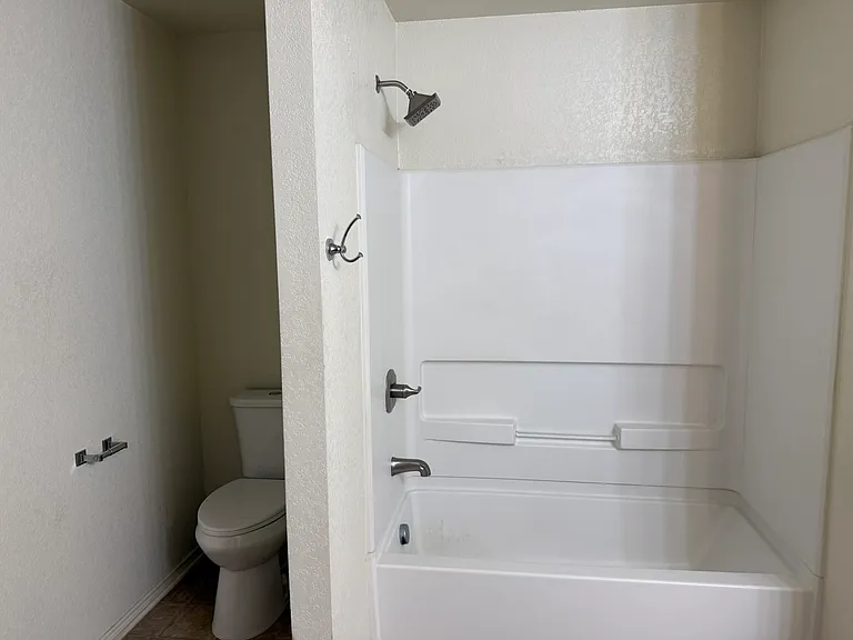 Master Bedroom Restroom