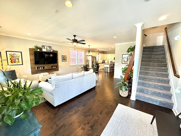 2350 Somerset Valley Dr — Photo 3