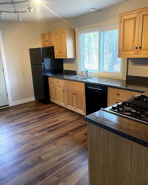 Crown Point Cabinets,