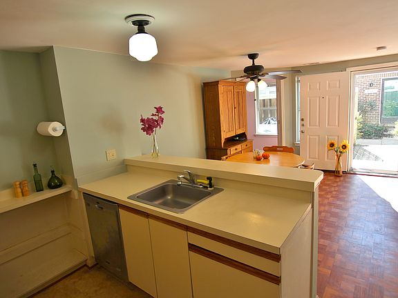 4th image of 4343 Pembrook Village Dr #48