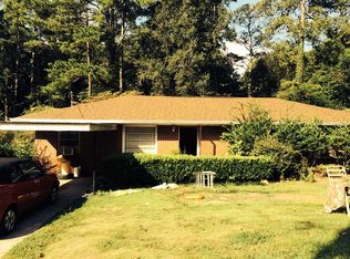 3925 Stonewall Tell Rd, Atlanta, GA 30349