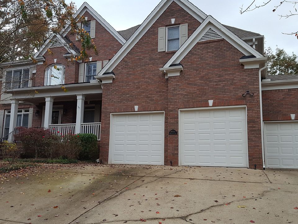 1st image of 4005 Honeytree Ln NE