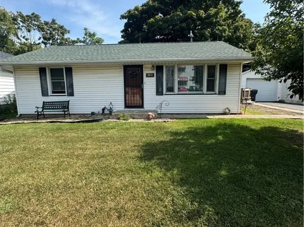 308 N Jackson St, Cerro Gordo, IL 61818