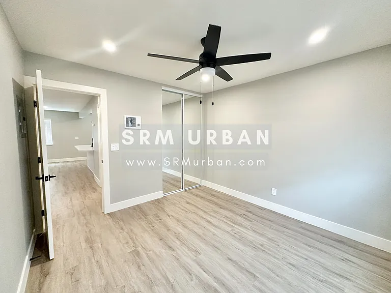 4438 Menlo Ave #3 — Photo 14