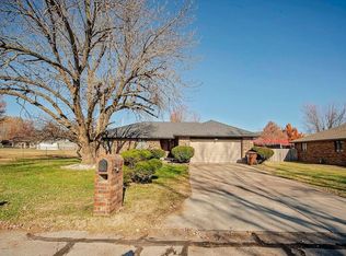 2481 W Swallow St, Springfield, MO 65810