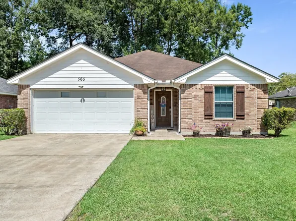 565 Pine Burr Dr, Vidor, TX 77662