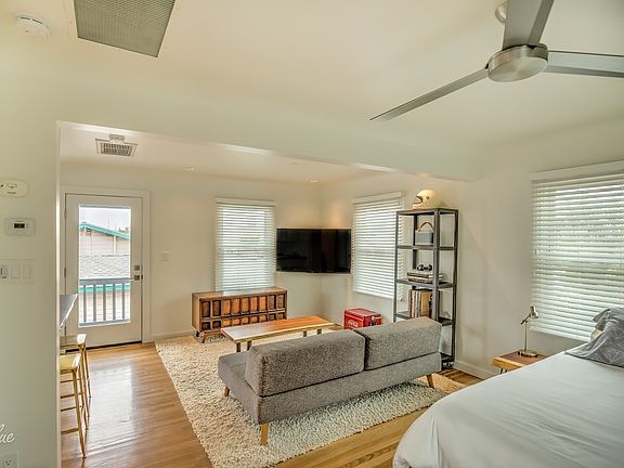 5th image of 3428 Orange Ave #1&2