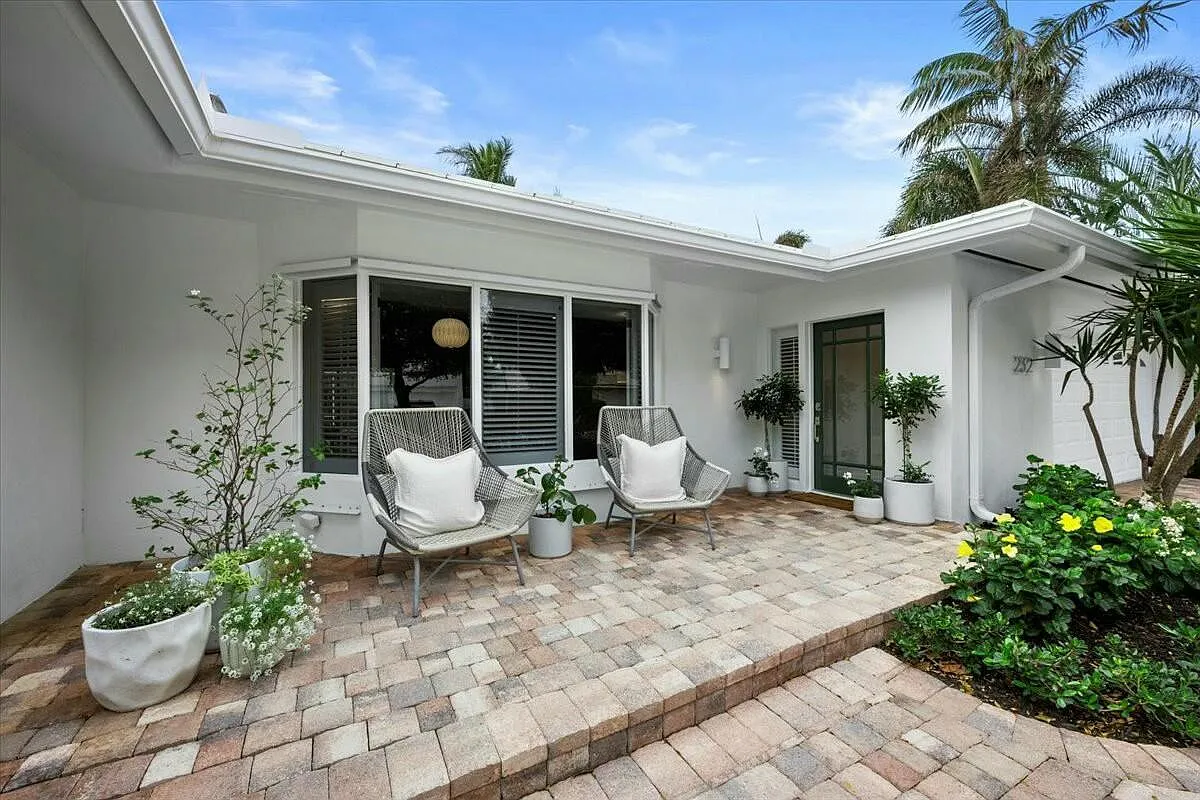 4 bed, 3.0 bath, 1997 sqft, $28,000 — Photo 4
