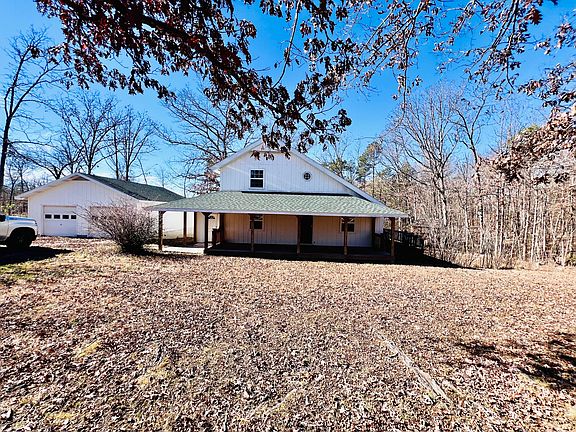 2nd image of 16144 Horse Shoe Drive