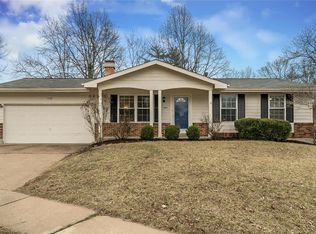 118 Caravel Ct, Ballwin, MO 63021