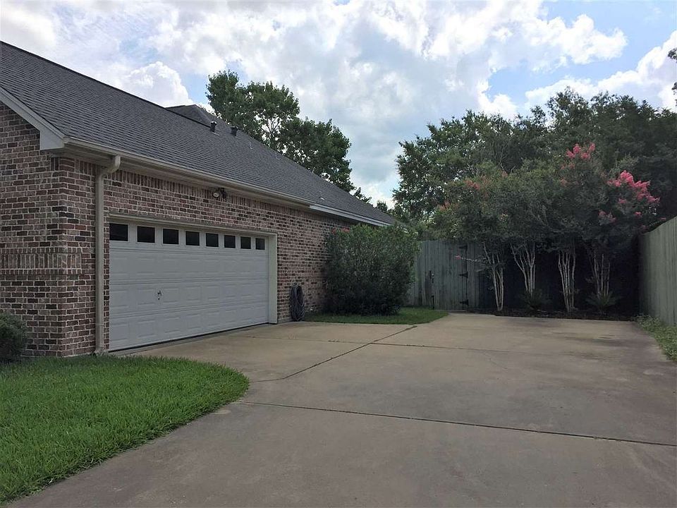 3450 Briar Creek Dr Beaumont TX 77706 Zillow