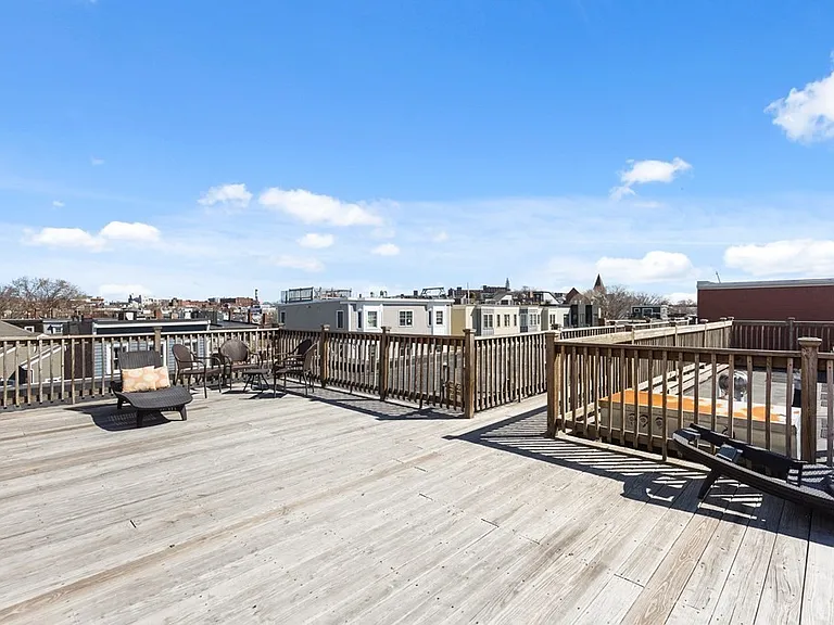 152 Old Colony Ave #15 — Photo 6
