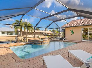 5333 Colonade Ct, Cape Coral, FL 33904