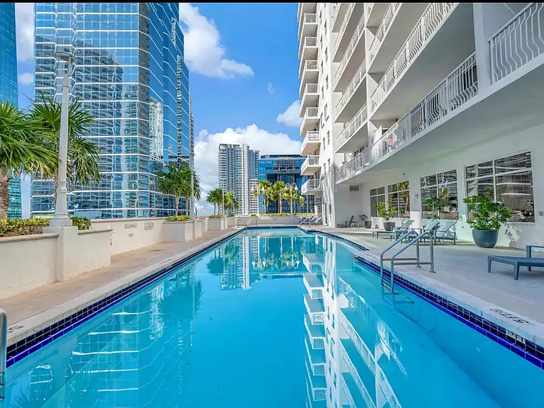 1200 Brickell Bay Dr #32 — Photo 35