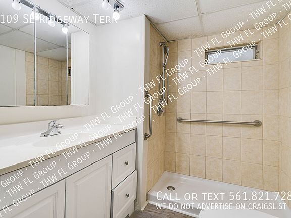3rd image of 7109 SE Ridgeway Ter