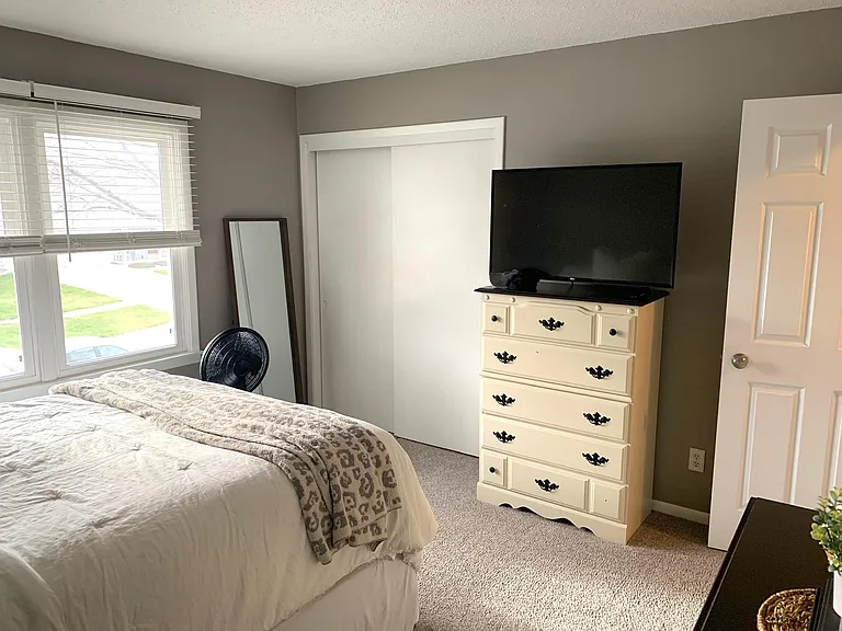 Main bedroom