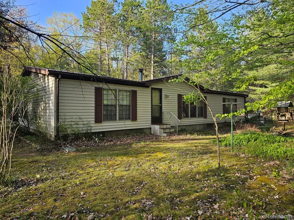 11572 Centrailia Ave NE, Kalkaska, MI 49646