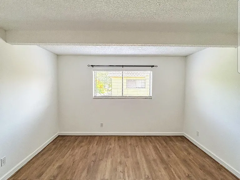 1245 S Flagler Ave #305 — Photo 4