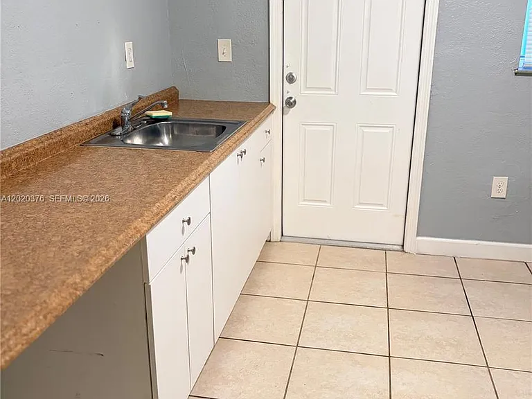 1329 NW 6th Ave #A — Photo 5