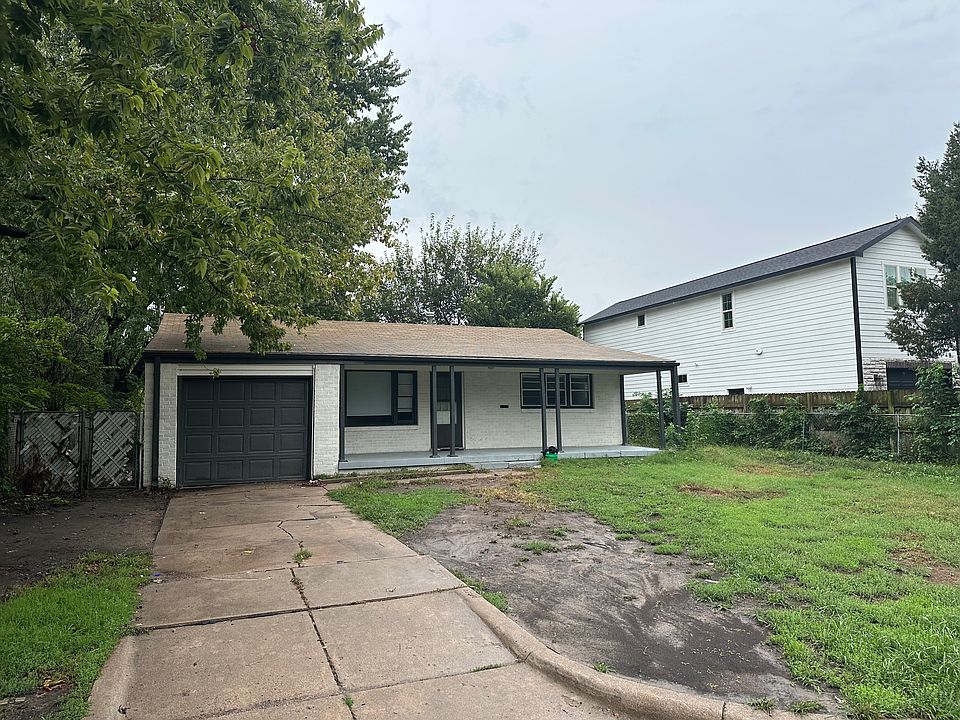 1st image of 2864 S Larkin Dr
