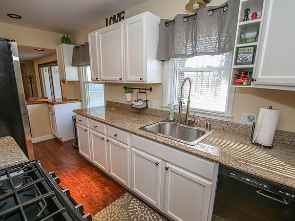 2nd image of 12152 W Woodcrest Cir