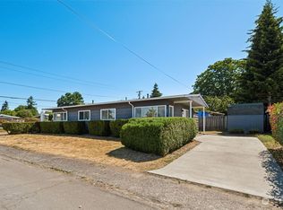 682 Dayton Ave NE, Renton, WA 98056