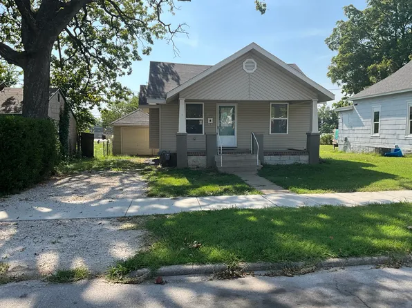 2111 N Ramsey Avenue, Springfield, MO 65803