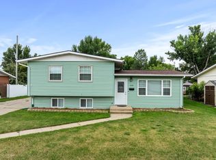 2109 W Central Ave, Minot, ND 58701