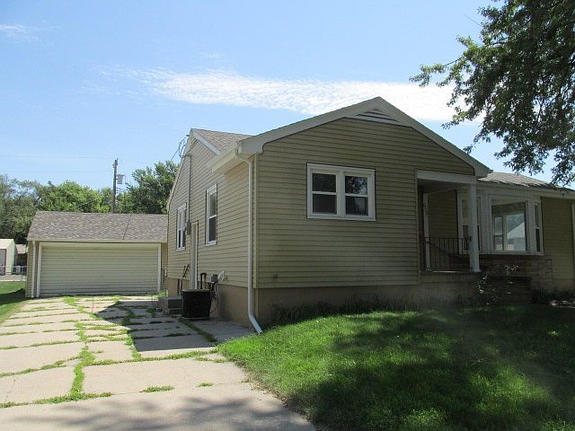 1st image of 1717 B Ave