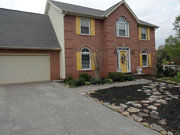 3rd image of 7639 Windy Knoll Dr