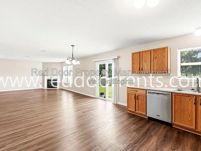 12419 Deerview Dr — Photo 8
