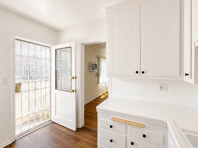 1624 N Alexandria Ave #3 — Photo 7