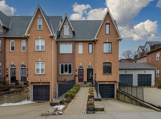 7 Glenn Morrow Mews, Toronto, ON M4E3W3