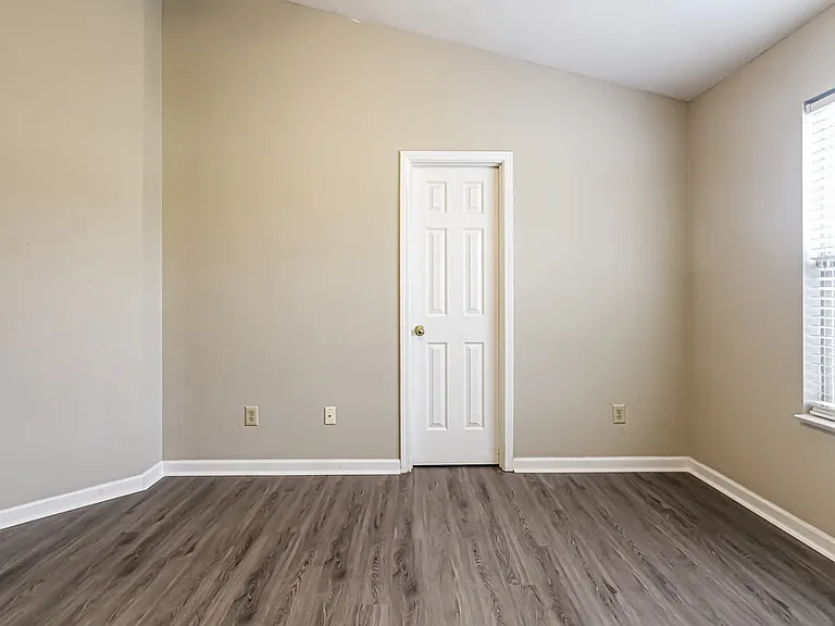 5384 Lakeside Manor Dr — Photo 22
