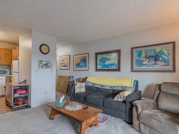5th image of 1600 Washington Dr APT 9