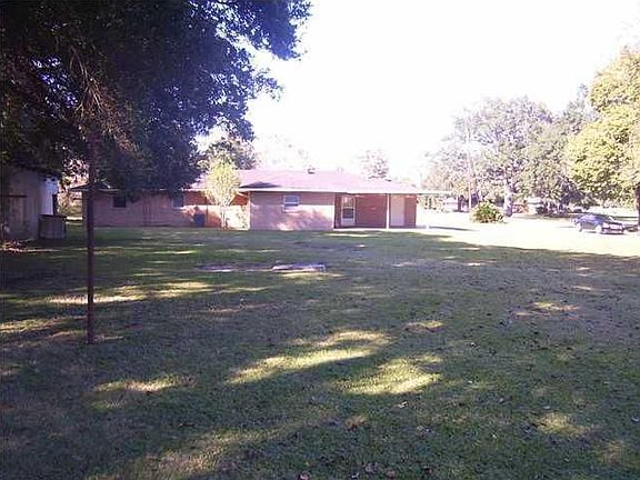 5th image of 2506 Louisiana Dr